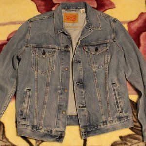 Levi's jean jacket